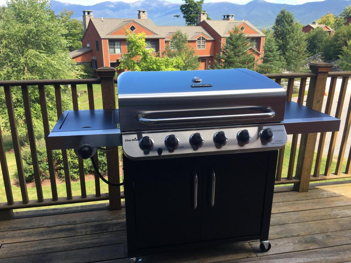 | P5 Ski-in Ski-out rare find Presidential View, single family with garage, pool table, ping pong