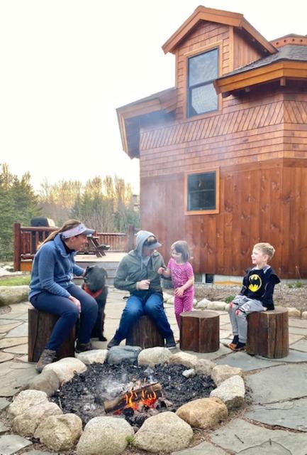 | OR Luxury 'yurt-like' home in Bretton Woods with private beach, firepit, AC, fishing and trails