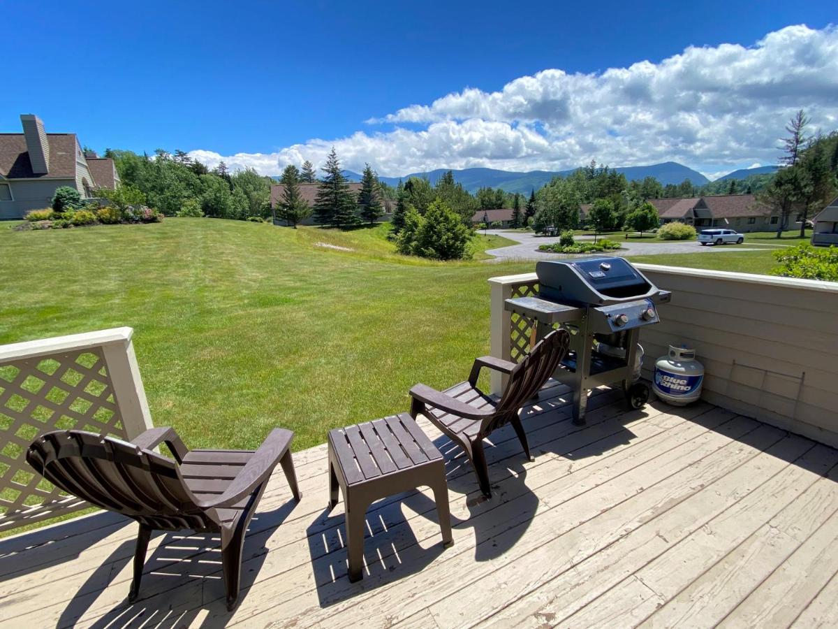| F4 Warm Fairway Village Townhome, mountain views and large lawn So much to do