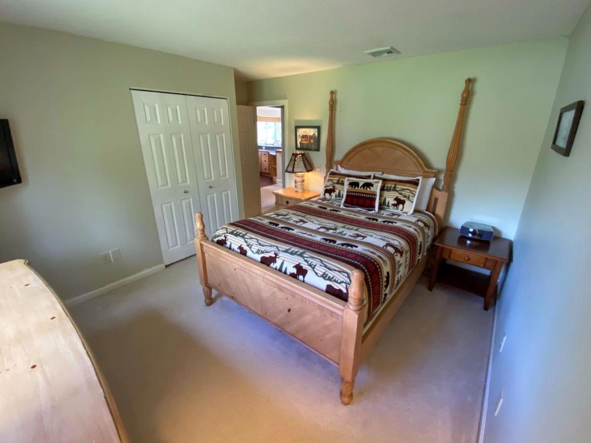  | F5 Renovated home on golf course in Bretton Woods AC