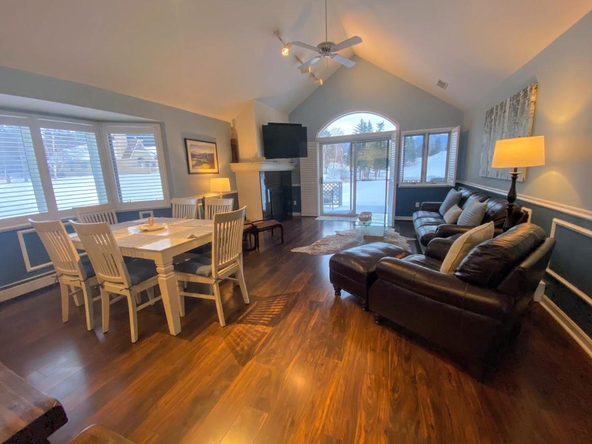  | G3 Classy Bretton townhome with AC fast wifi great mountain views right on the golf course