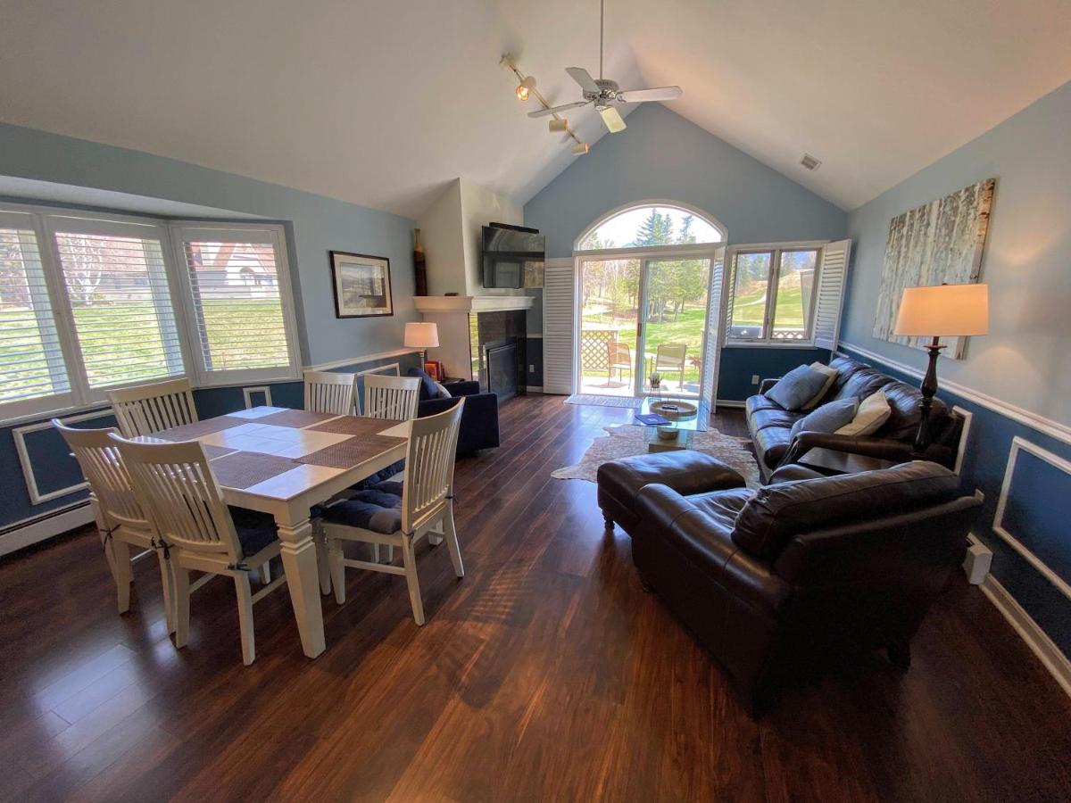 | G3 Classy Bretton townhome with AC fast wifi great mountain views right on the golf course