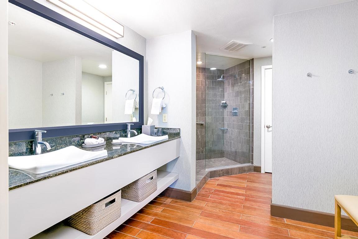 Pool View Room with Two King Beds at Beach Terrace