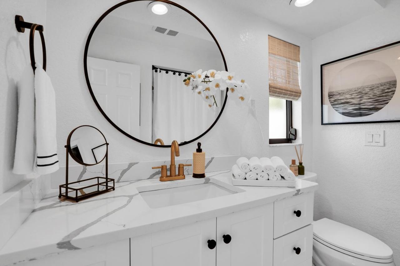 | Glamorous 3-Bedroom Villa with Heated Pool Sarasota Area