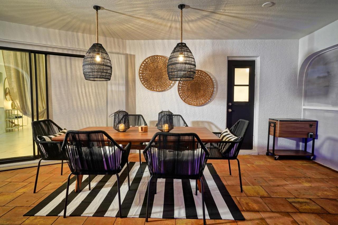 | Glamorous 3-Bedroom Villa with Heated Pool Sarasota Area