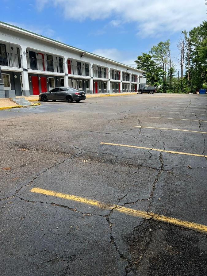 | OYO Hotel Jackson South I-55