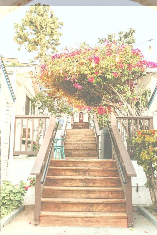 | Hermosa Hotel