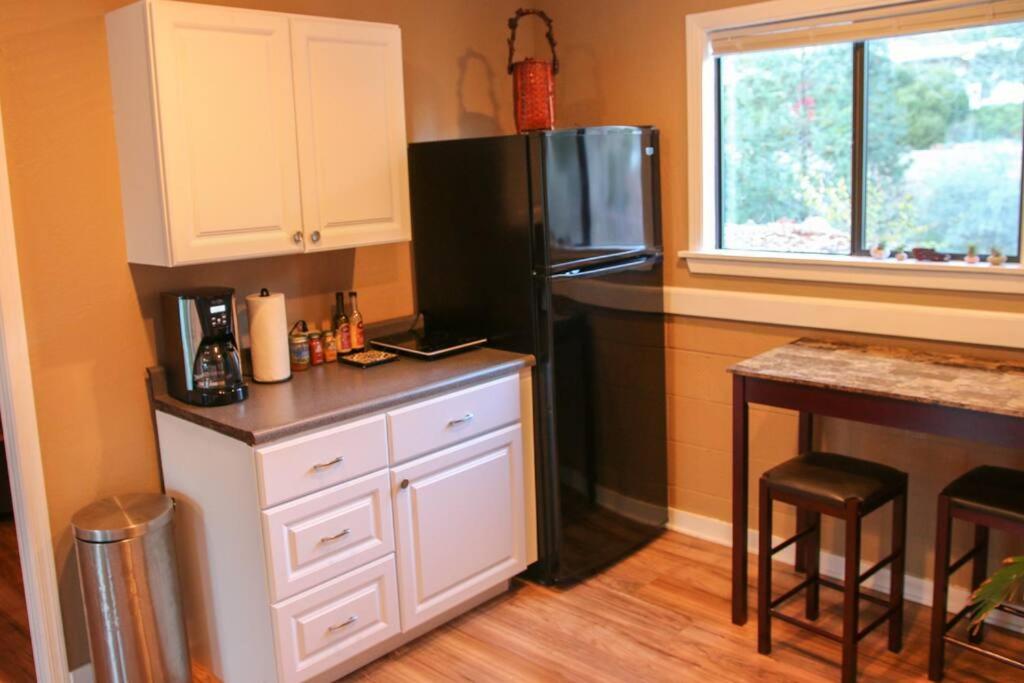  | Stunning Red Rocks; W. Sedona, Walk to trls! 1 bd!
