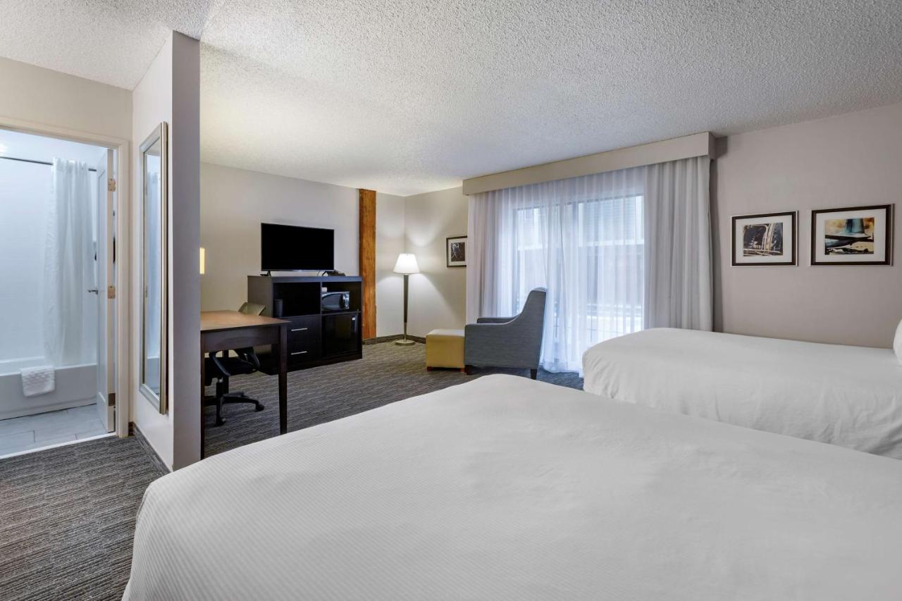 | Best Western Plus Como Park Hotel