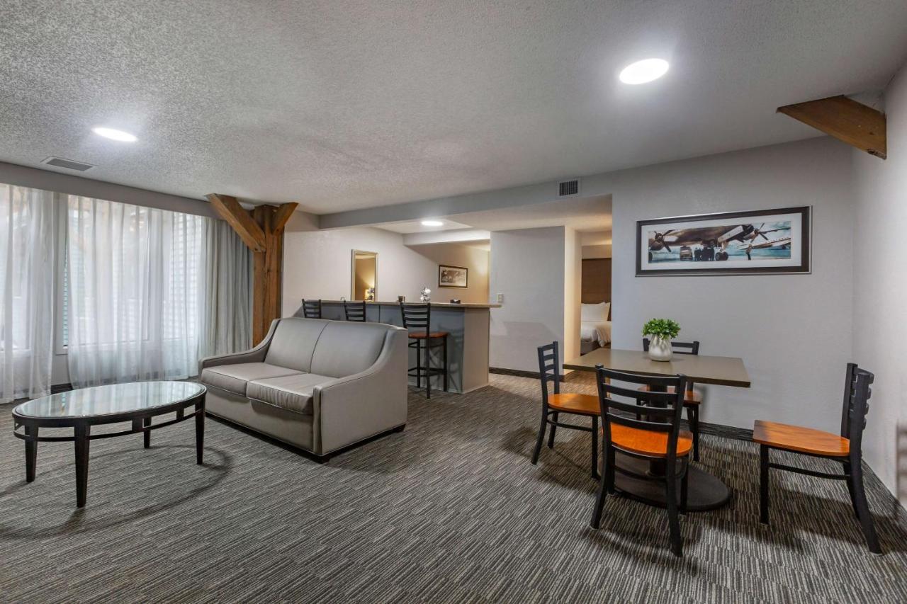 | Best Western Plus Como Park Hotel