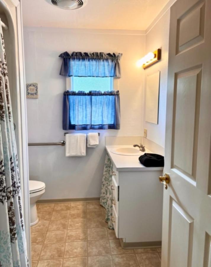 | Anchorage Cottages