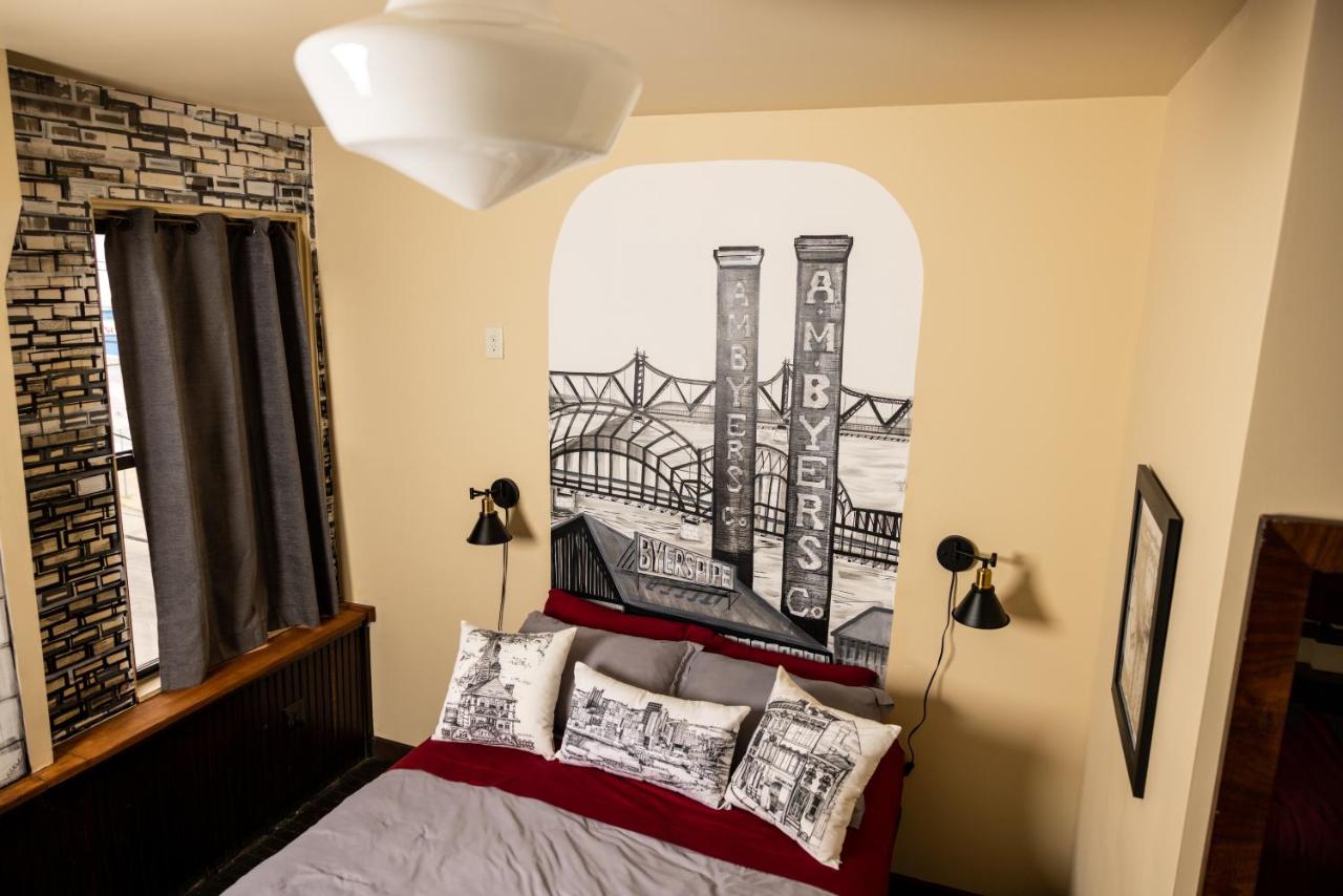 Family Room at Traveler's Rest Hotel