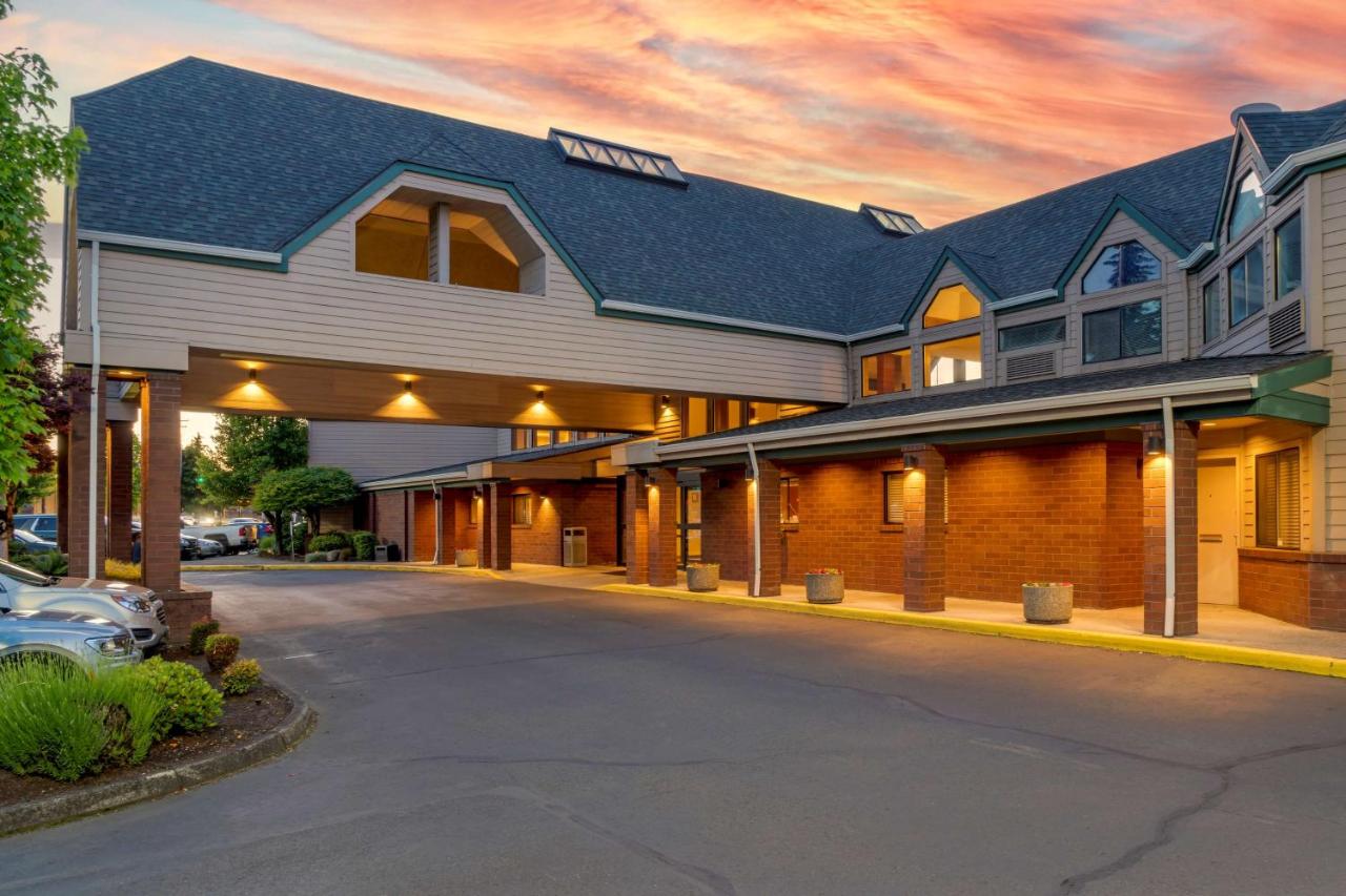  | Best Western Pony Soldier Inn - Airport