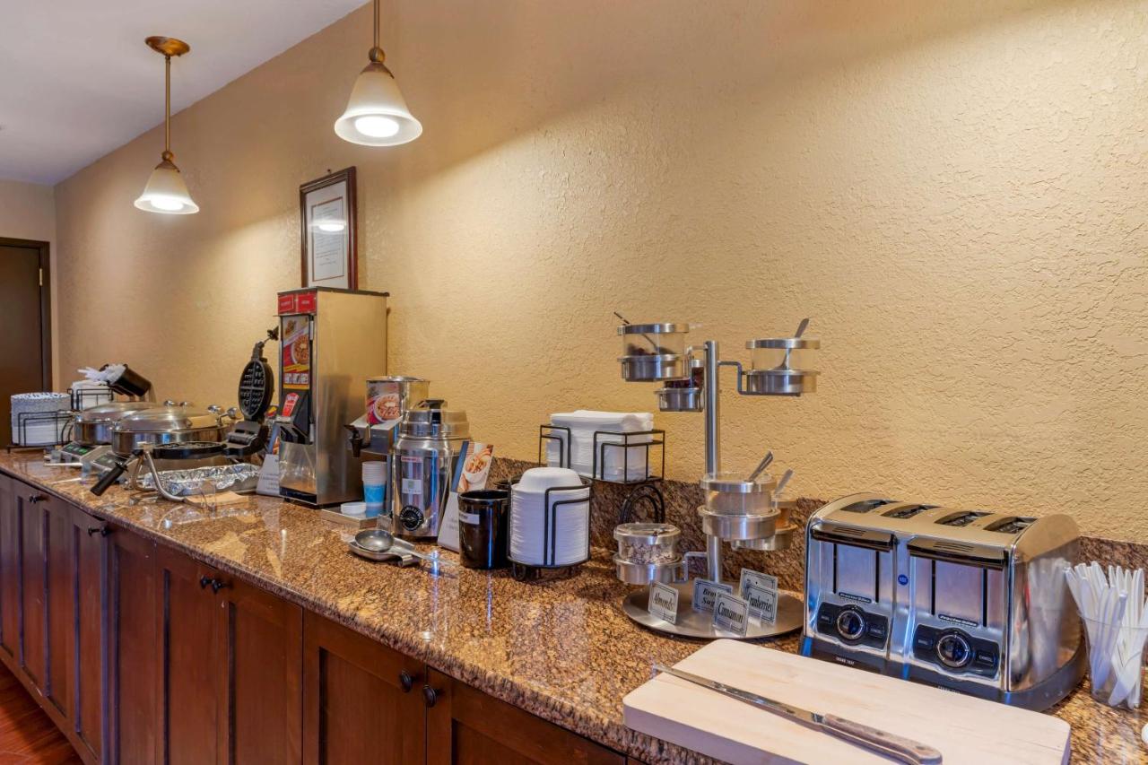 | Best Western Pony Soldier Inn - Airport