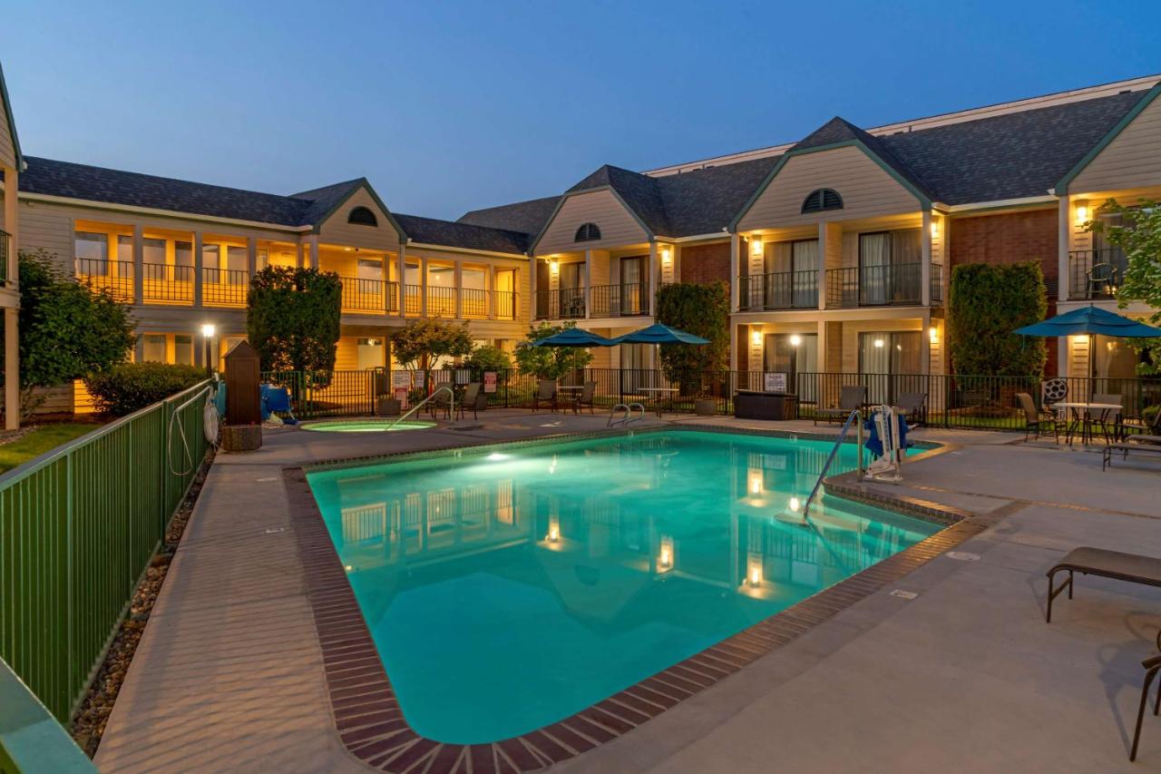 | Best Western Pony Soldier Inn - Airport