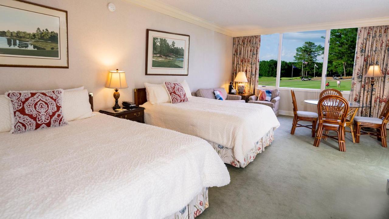 | The Inn at Houndslake