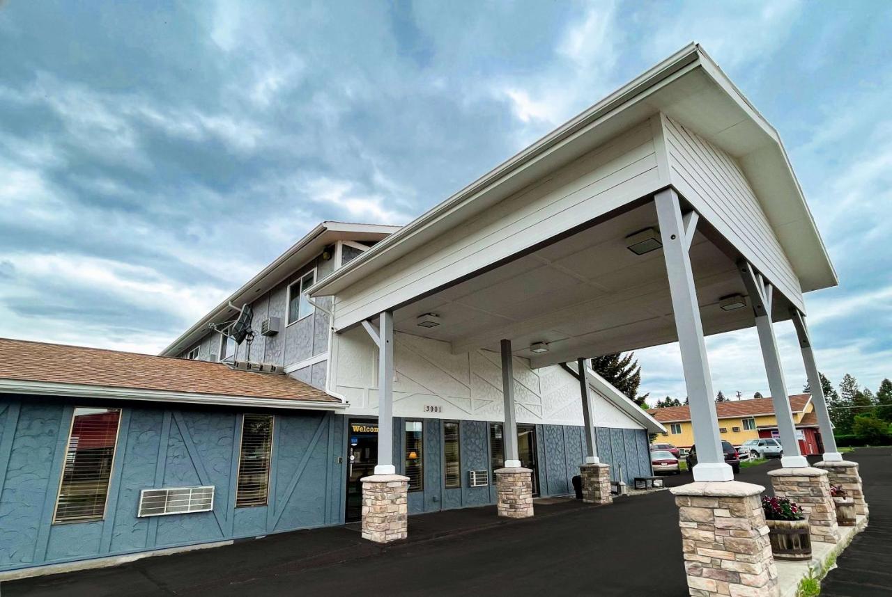 | Super 8 by Wyndham Missoula/Brooks Street