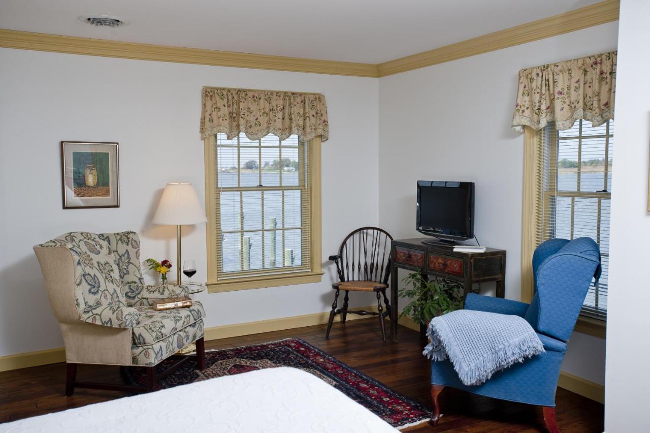 | Inn at Osprey Point