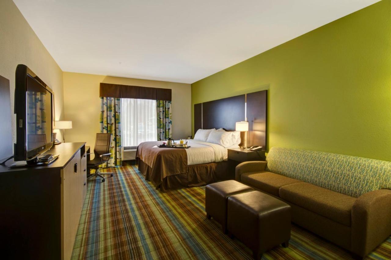  | Holiday Inn Christiansburg Blacksburg, an IHG Hotel