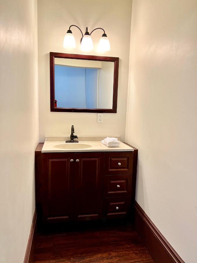 | The Monarch Hotel