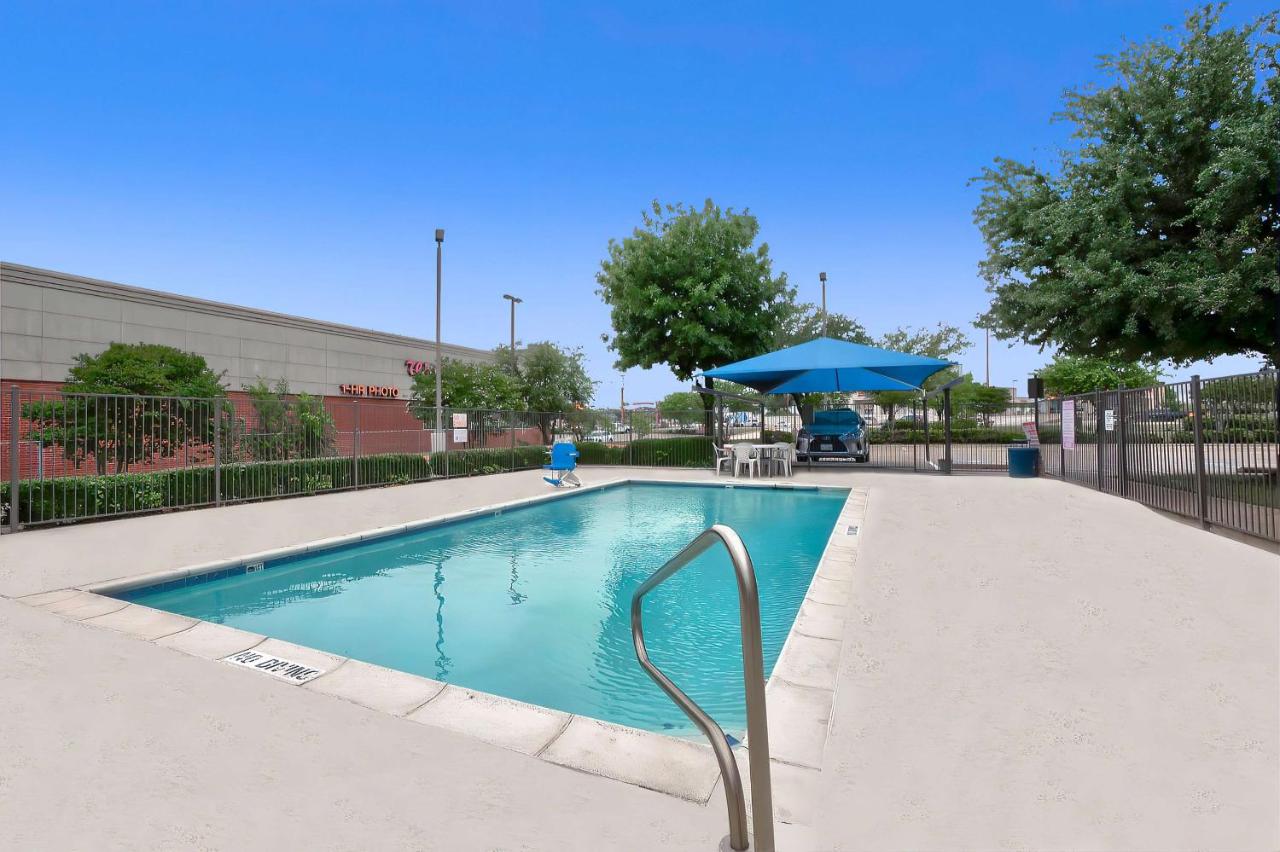 | Motel 6-Benbrook, TX - Fort Worth