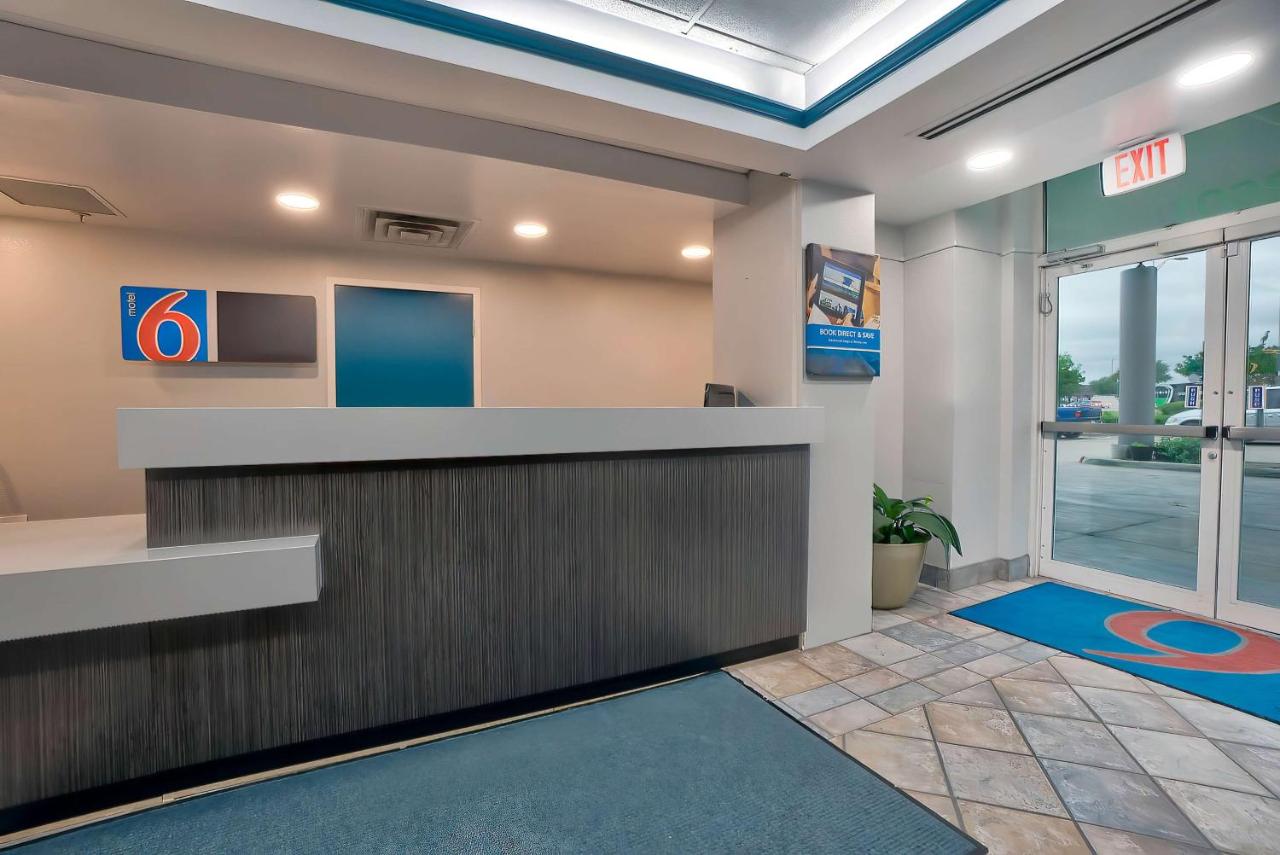| Motel 6-Benbrook, TX - Fort Worth