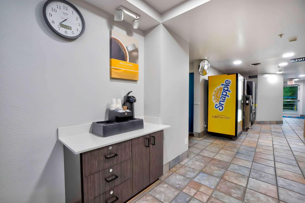 | Motel 6-Benbrook, TX - Fort Worth