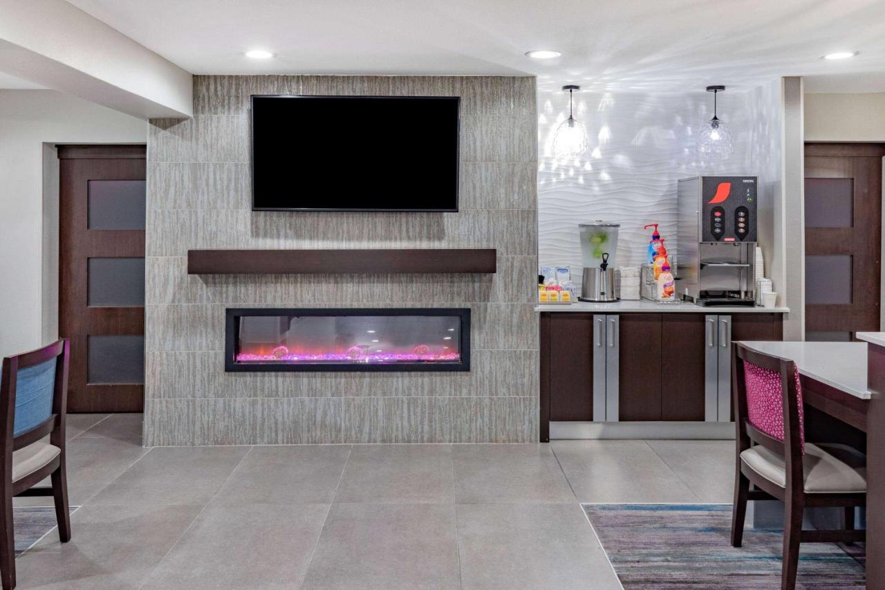 | La Quinta by Wyndham Houston Southwest