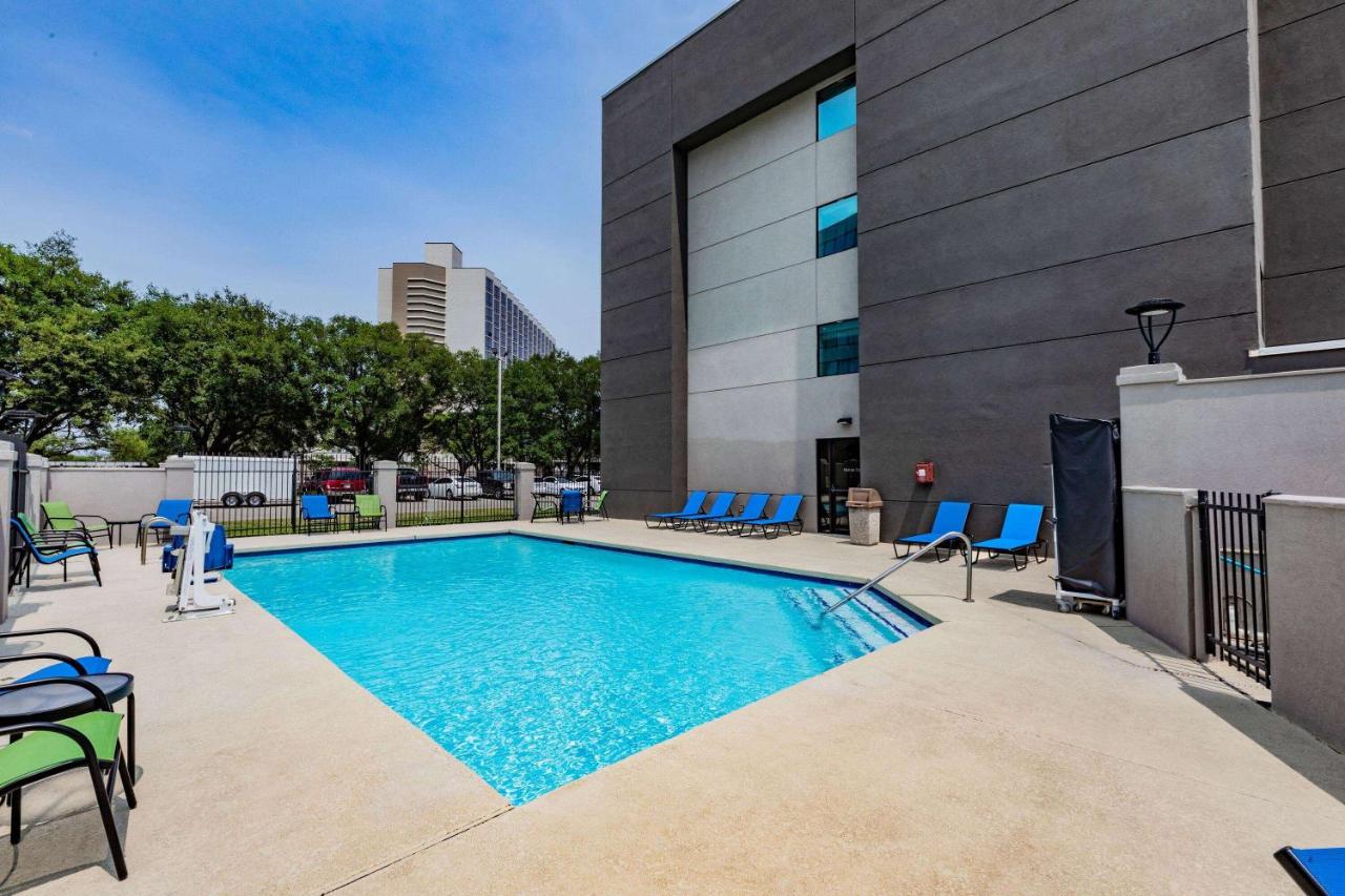 | La Quinta by Wyndham Houston Southwest