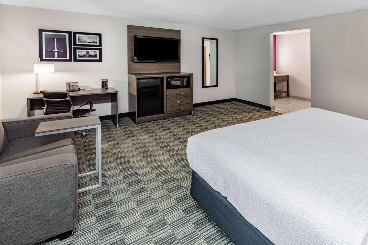 | La Quinta by Wyndham Houston Southwest
