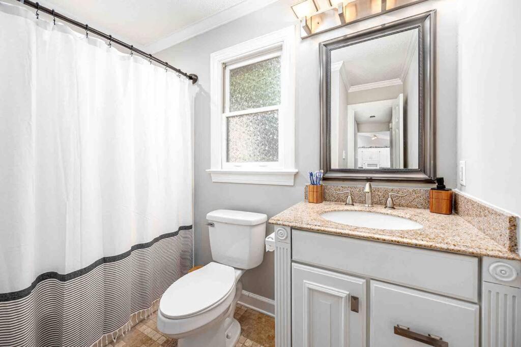  | Cozy Boho Kildaire Farms Home- near Downtown