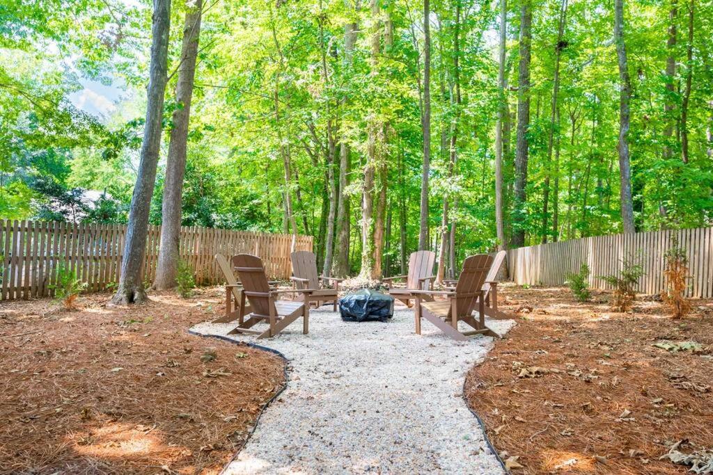 | Cozy Boho Kildaire Farms Home- near Downtown