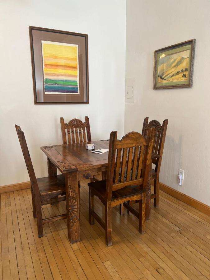 | Canyon Rose Suites