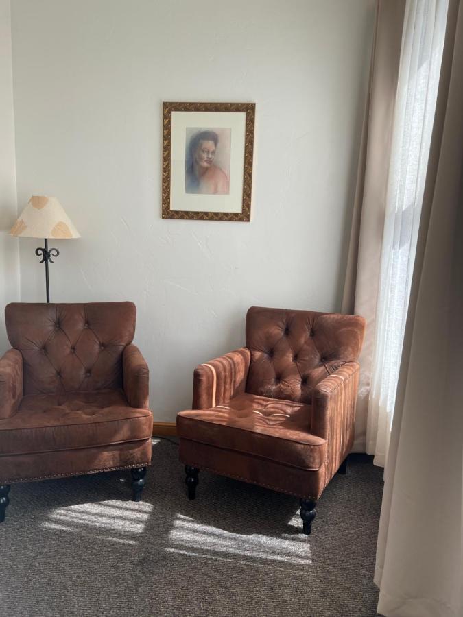 | Canyon Rose Suites