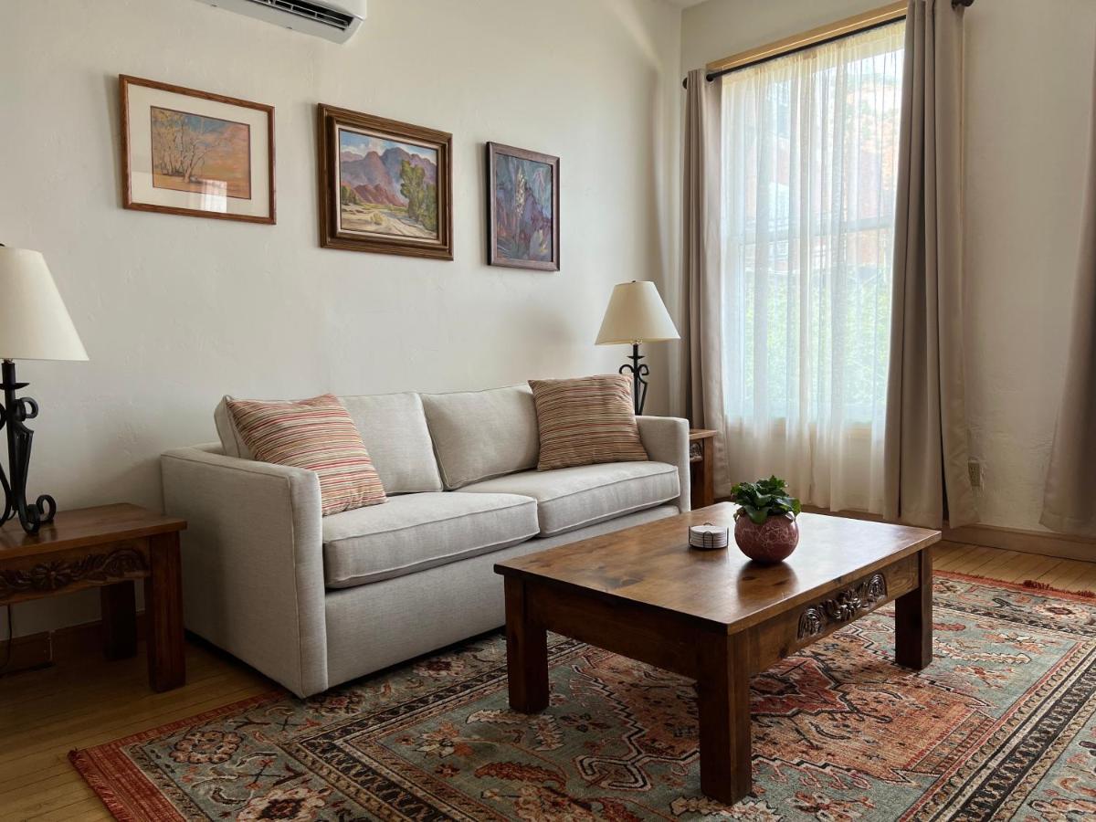  | Canyon Rose Suites