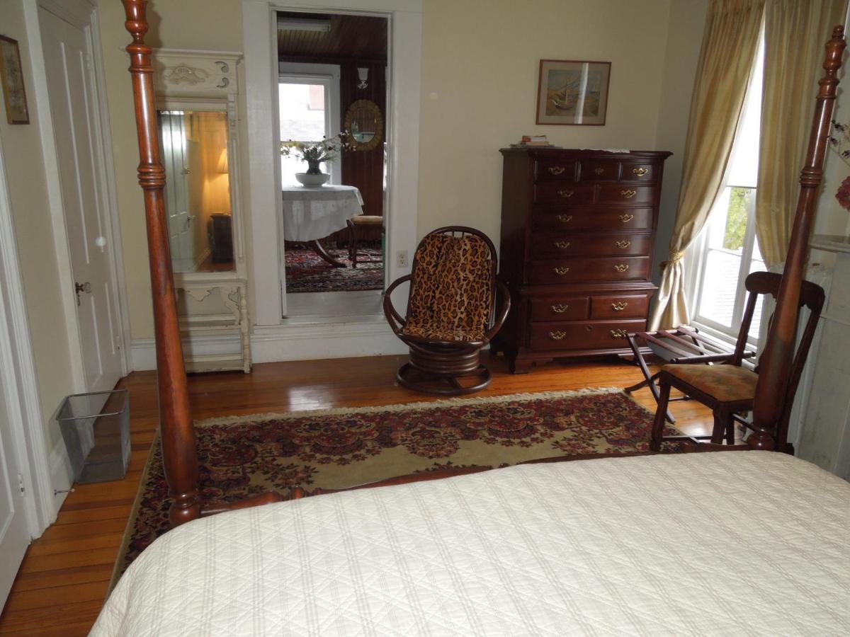  | Victorian Bed & Breakfast of Staten Island