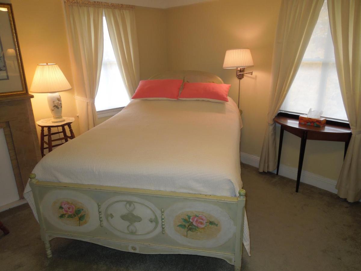  | Victorian Bed & Breakfast of Staten Island