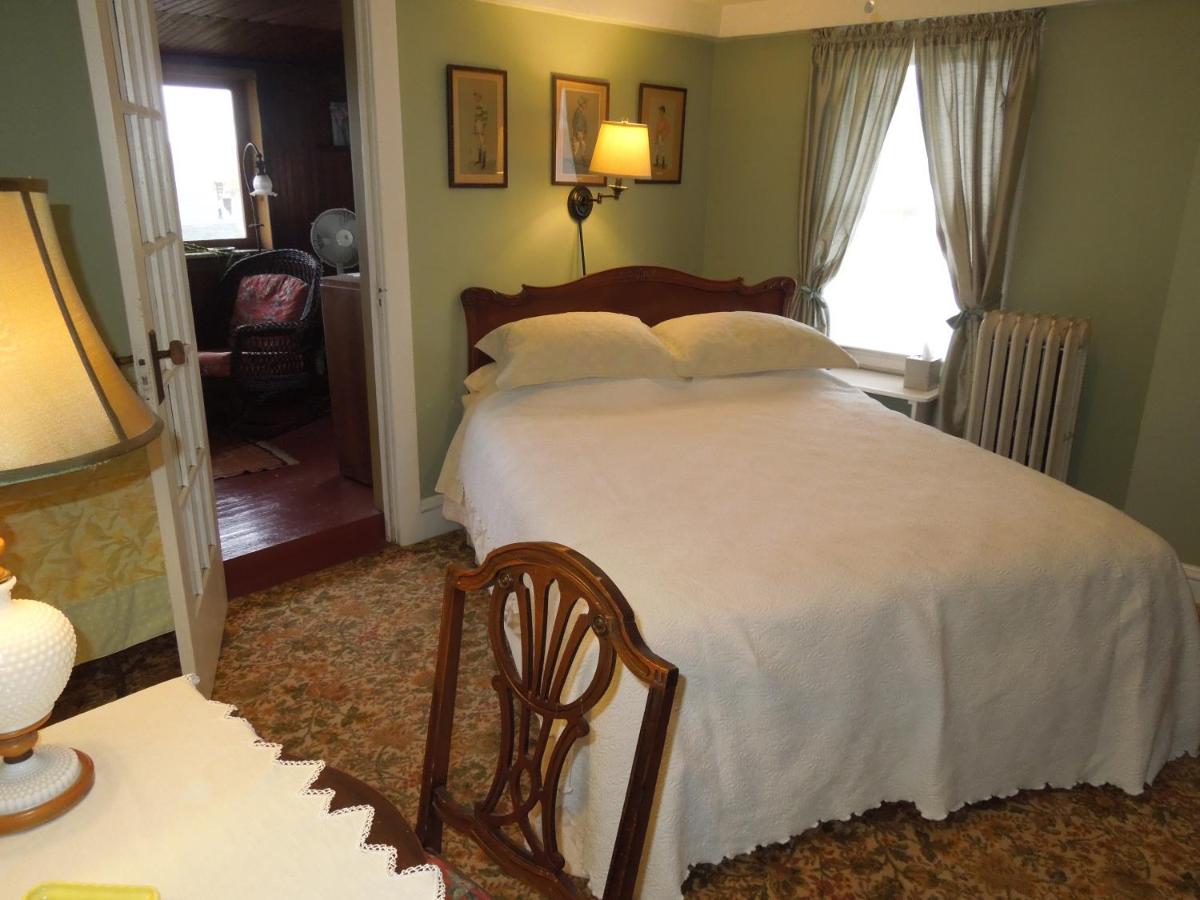  | Victorian Bed & Breakfast of Staten Island