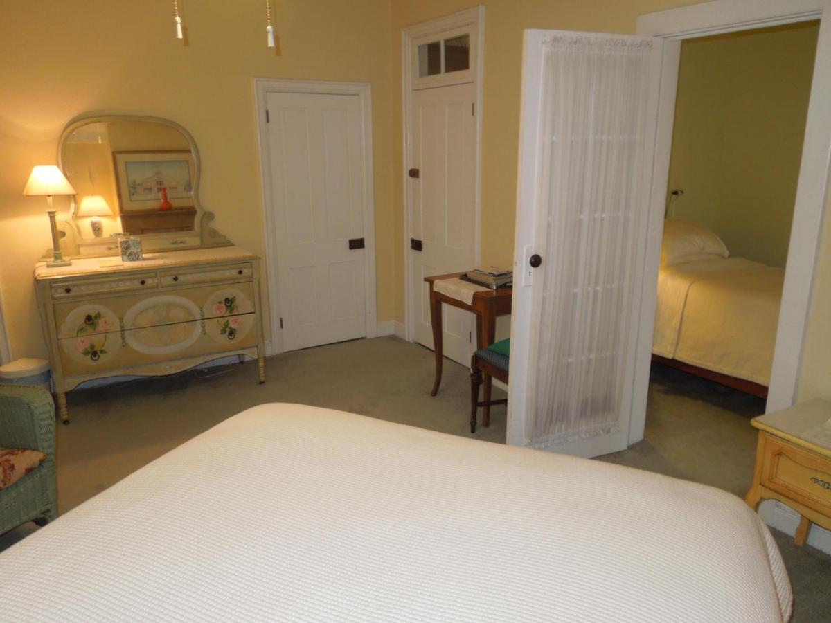  | Victorian Bed & Breakfast of Staten Island