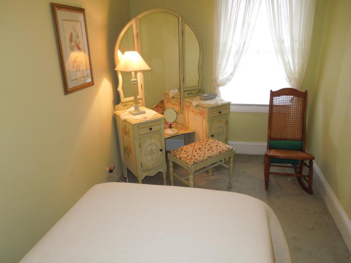  | Victorian Bed & Breakfast of Staten Island