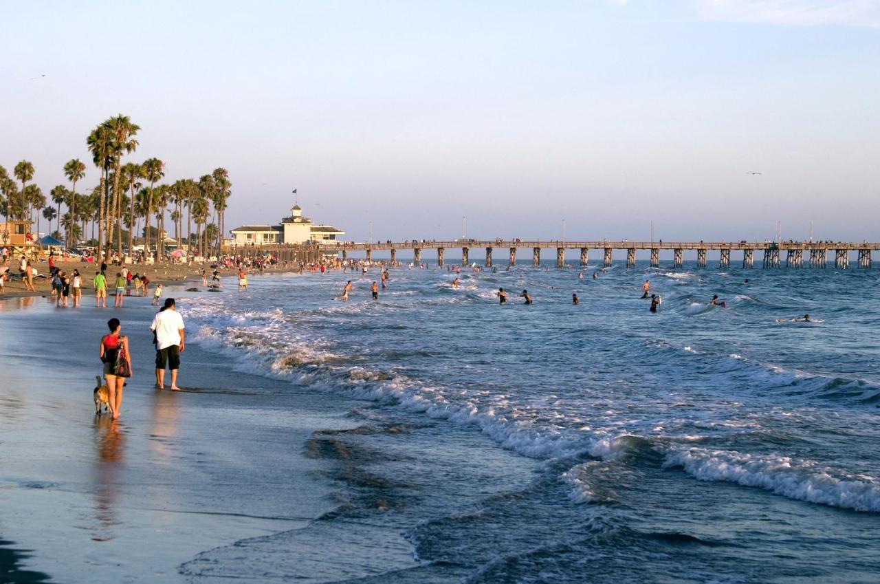  | Newport Beach Hotel