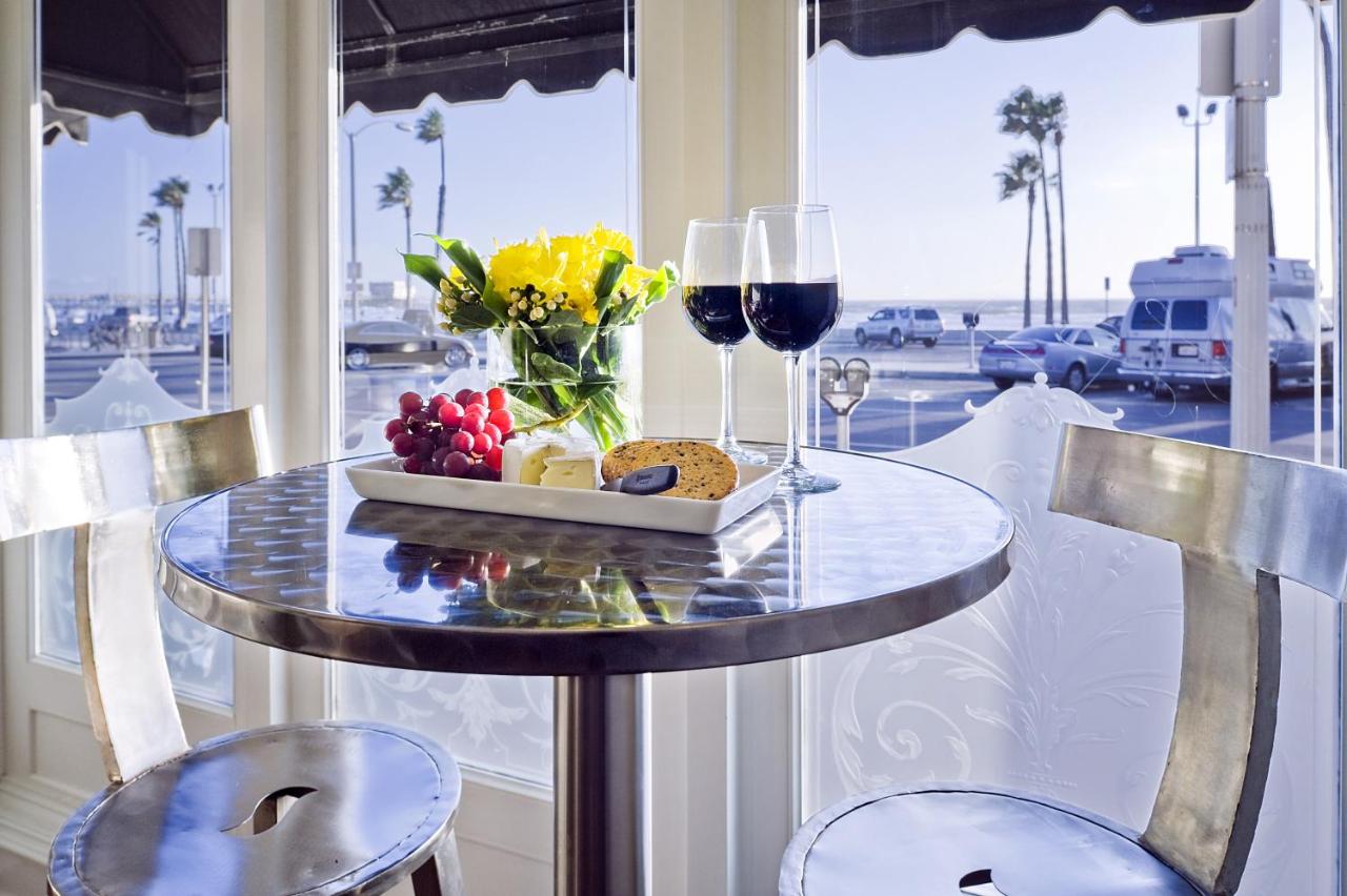 | Newport Beach Hotel