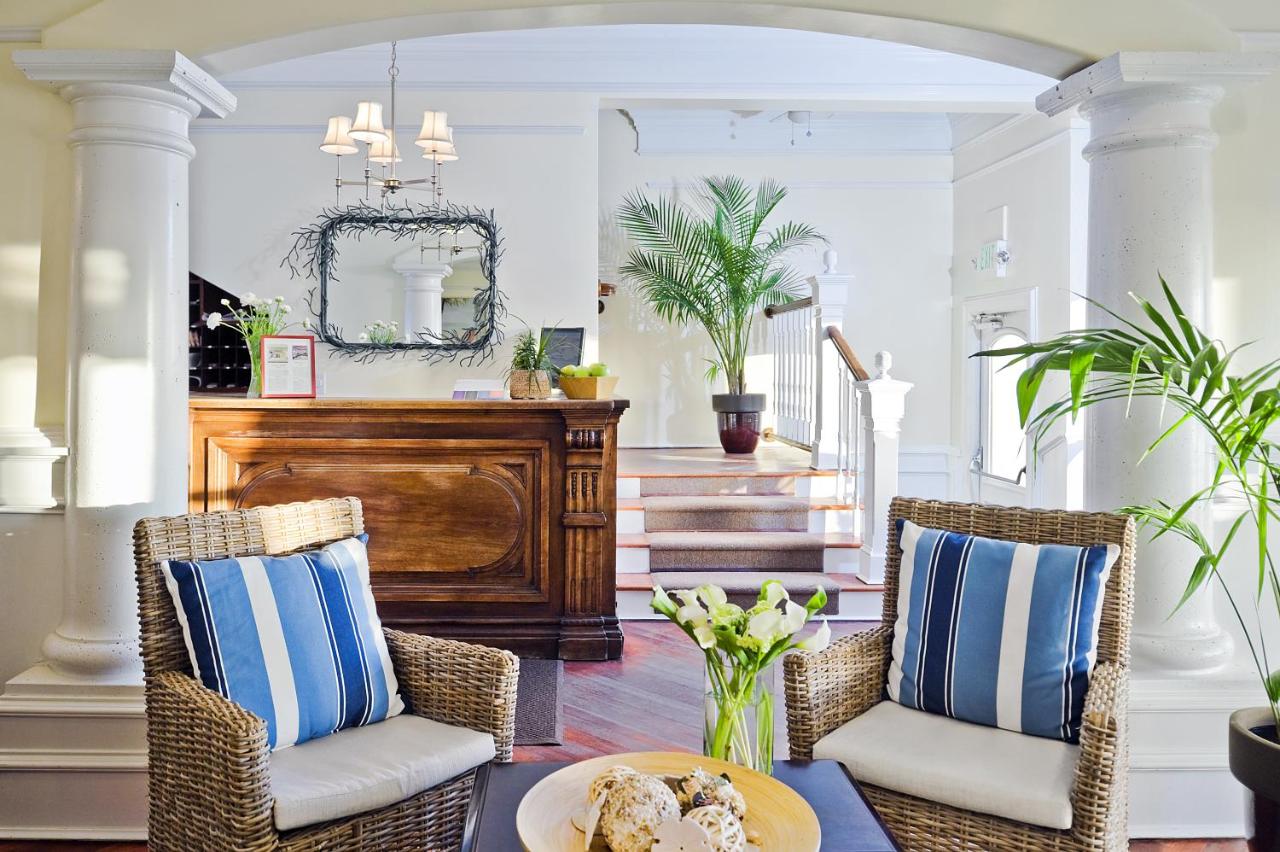 | Newport Beach Hotel