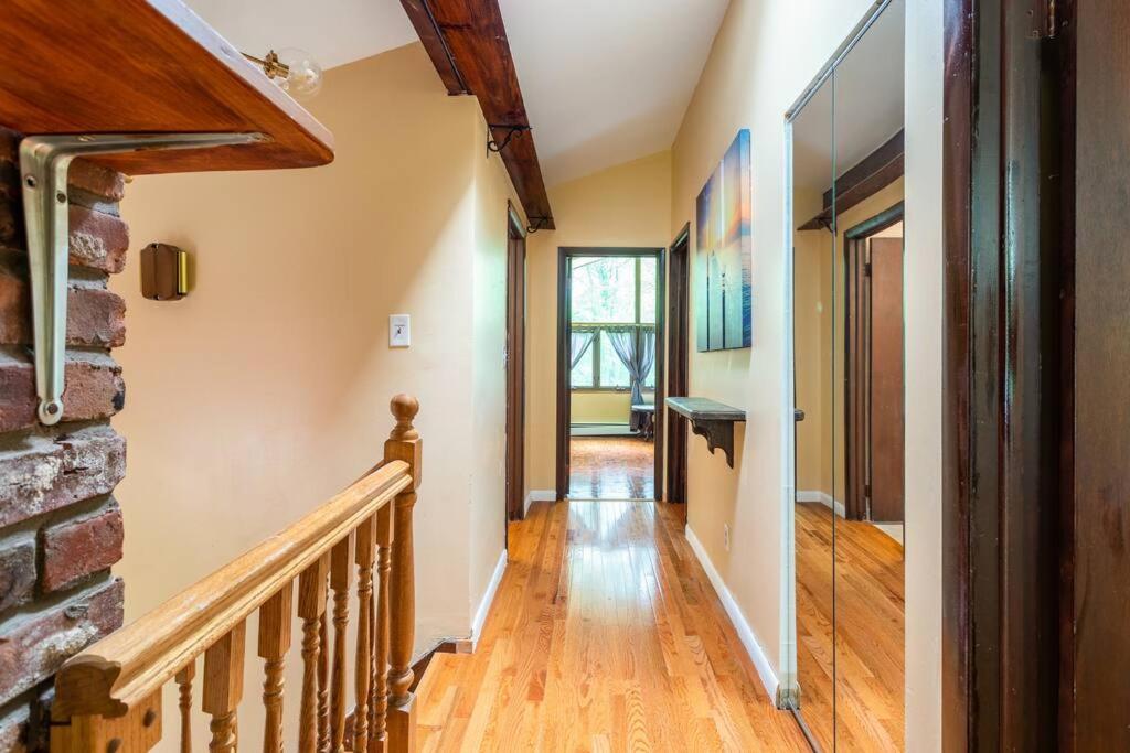  | Sunset Estate in the Catskills