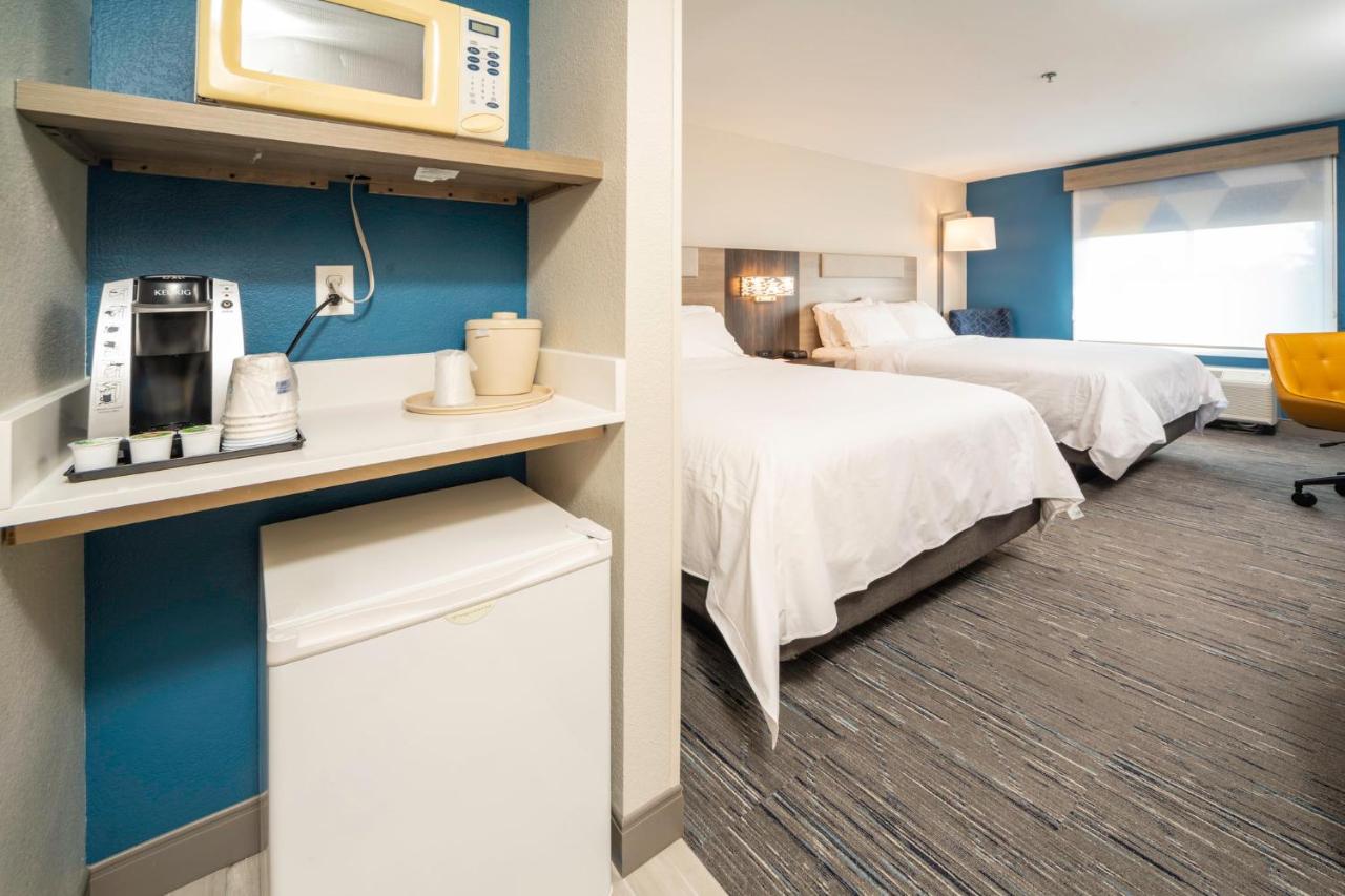 | Holiday Inn Express and Suites Atlanta-Johns Creek, an IHG Hotel