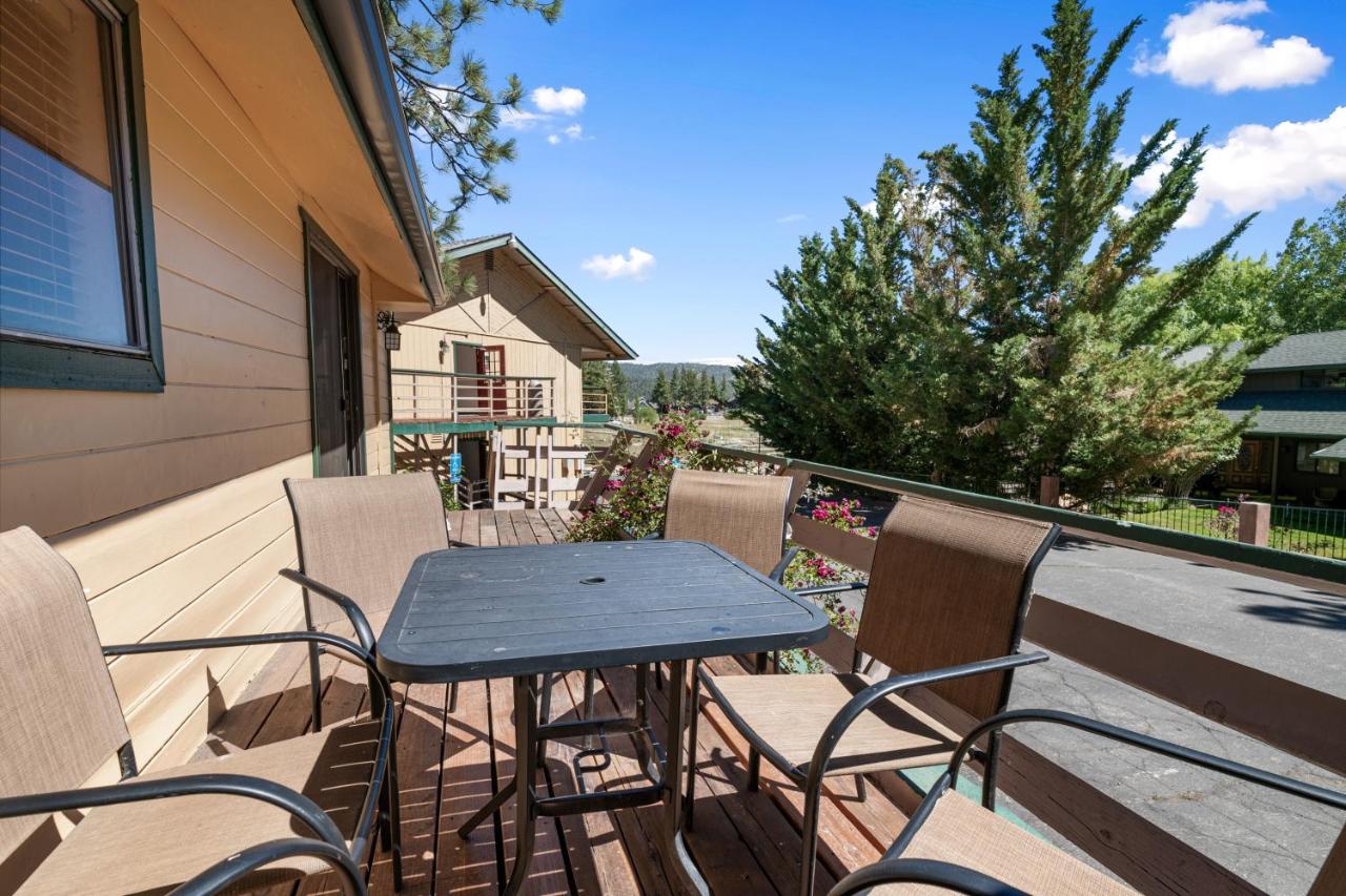 | Big Bear Lake Front Lodge