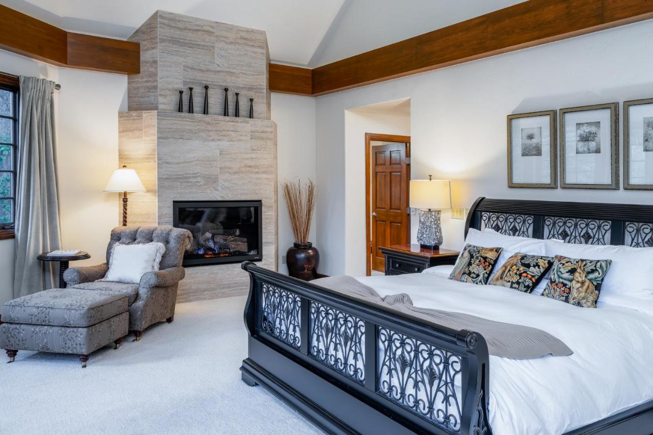 | Beautiful Beaver Creek Mountain Villa. 5br/6ba w. Private Hot Tub!