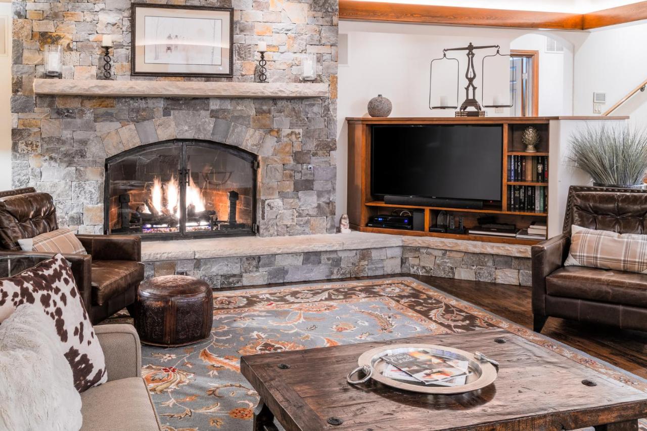 | Beautiful Beaver Creek Mountain Villa. 5br/6ba w. Private Hot Tub!