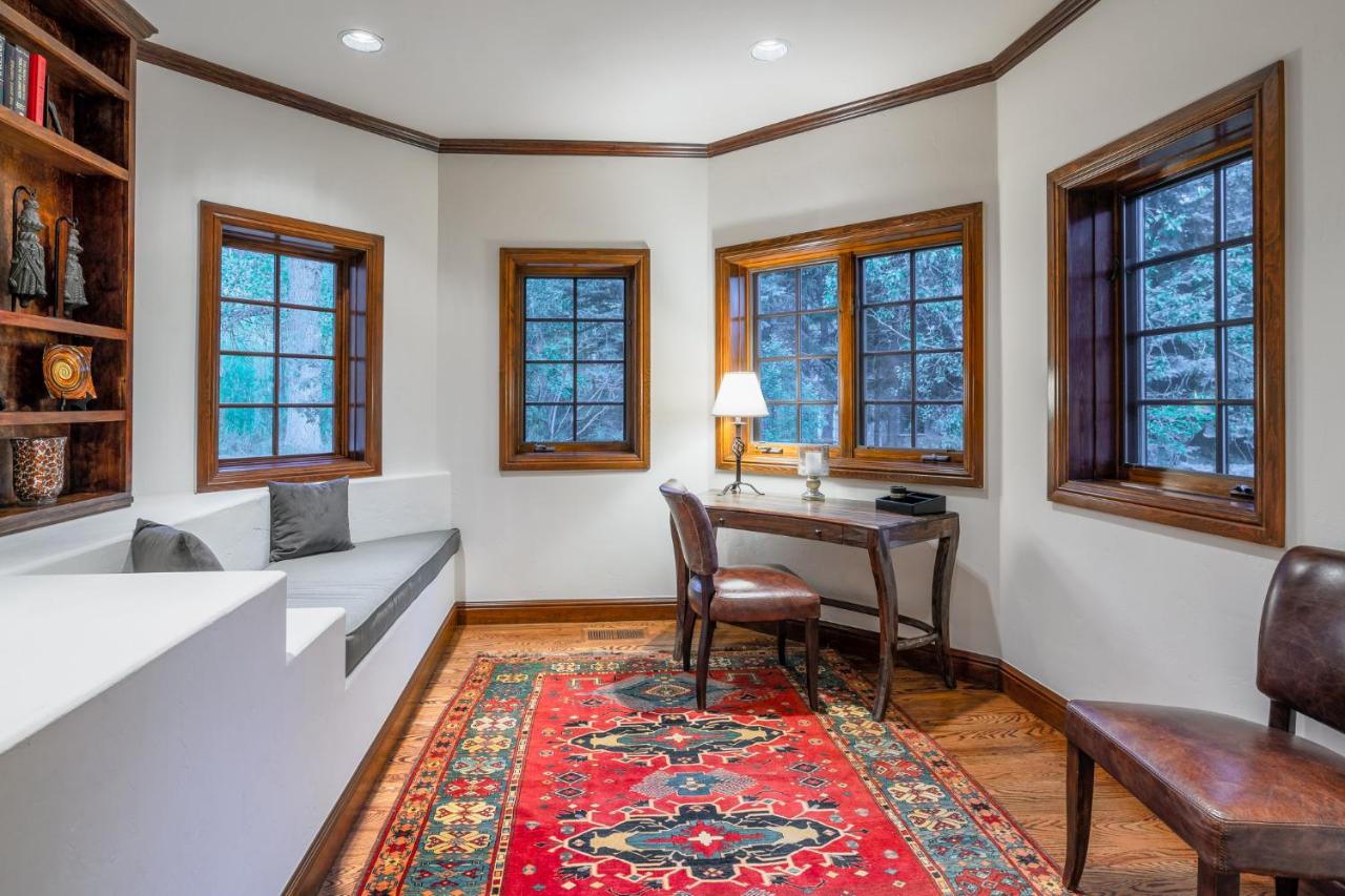 | Beautiful Beaver Creek Mountain Villa. 5br/6ba w. Private Hot Tub!