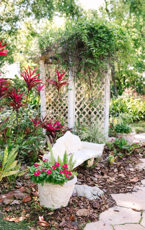  | Sweetwater Branch Inn
